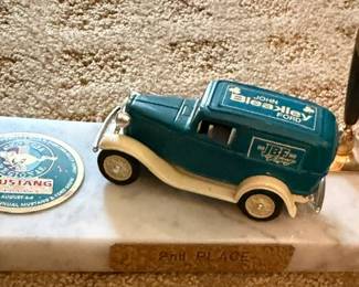 Vintage ERTL 1932 Ford Panel Truck John Bleakley Ford logo model and pen holder
