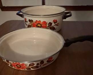 Moneta enamel vibrant retro orange and brown floral skillet and pot, Italy, 1970s