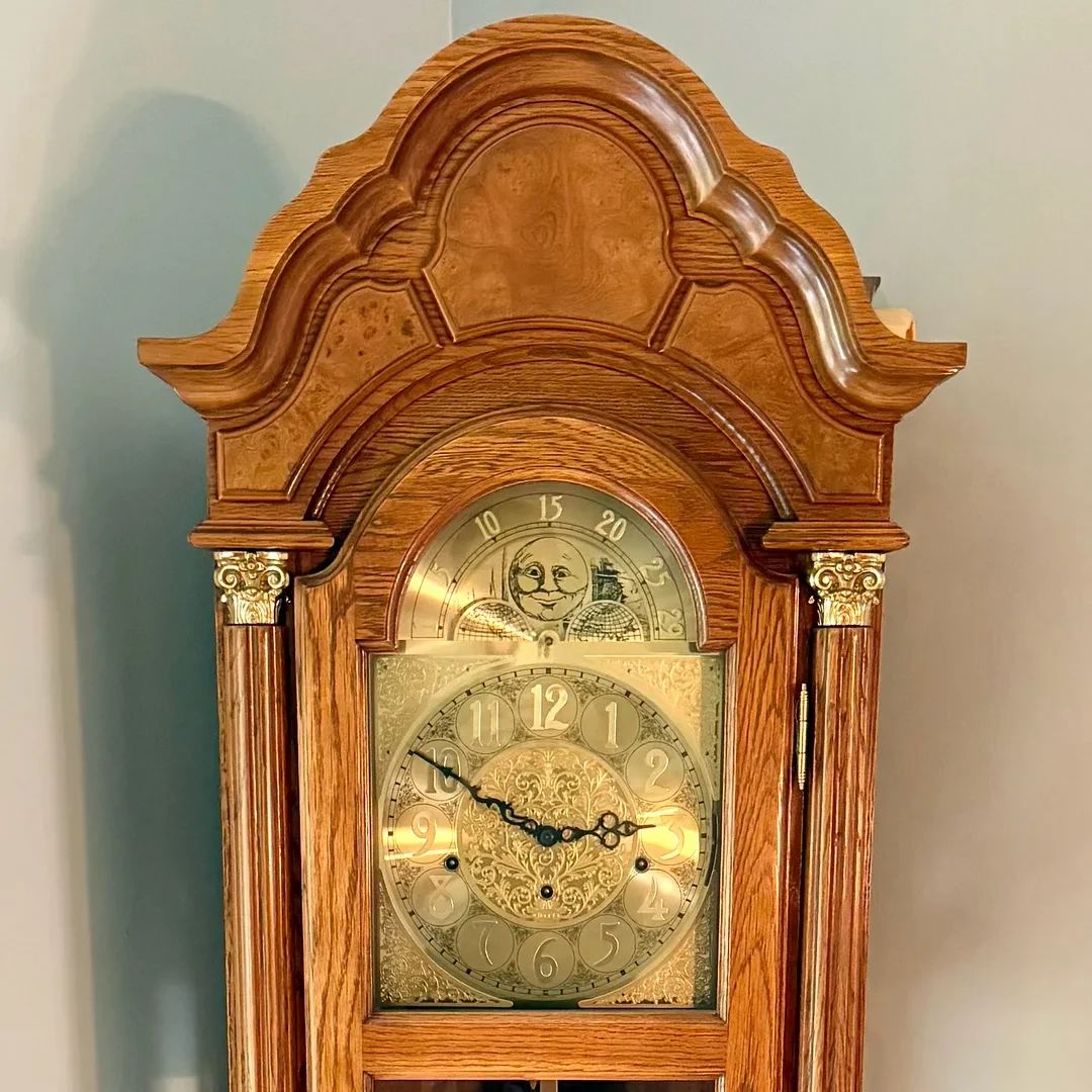 Pearl Grandfather Clock Model 456-6860 | April 1986 Vintage