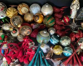 Christmas Holiday Ornaments Lot MCM Baubles, TearDrop Finials, Blown Glass, More