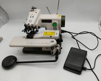Tacsew T500 Industrial Blind Stitch Sewing Machine with Foot Pedal Untested Powers On