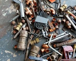 Tools, Fittings Pipe Wrench