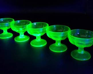 Vintage 1930s Depression Era Green Uranium Glass Footed Dessert Cups 5pc
