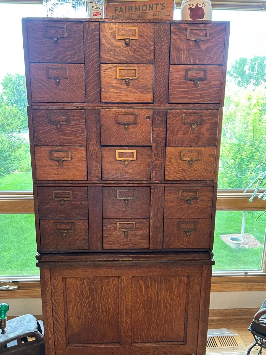 Yawman & Erbe Filing Drawer Cabinet