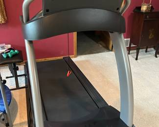 True Performance 300 Treadmill
