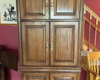 Pennsylvania House Entertainment Cabinet