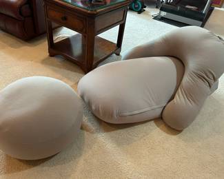 Moon Pod Chair/Foot Rest