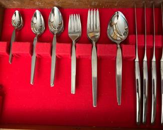 Oneida Community Stainless "Frost Fire"