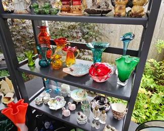 Kitchy collectibles, crackle glass, Murano art glass