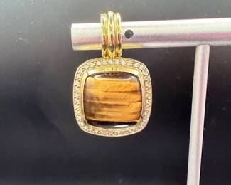 David Yurman 18K Yellow Gold Tiger’s Eye & Diamond Halo Pendant – Cable Enhancer – Luxury Designer Estate Jewelry
