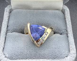 3.12 CT Natural Tanzanite & Diamond 14K Yellow Gold Modernist Ring – Trillion Cut Estate Jewelry