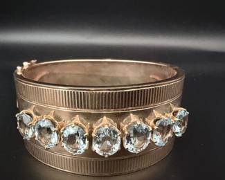 Vintage 16.94 CTW Natural Aquamarine 14K Yellow Gold Hinged Bangle Bracelet – 50.72g