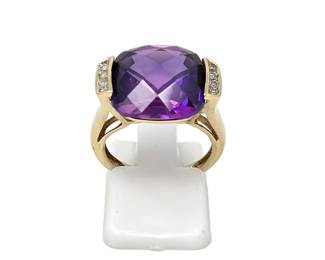 15.11 Carat Color-Change Sapphire & Diamond 10K Gold Statement Ring – Size 5