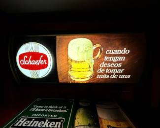 Schaefer Lighted Beer Sign