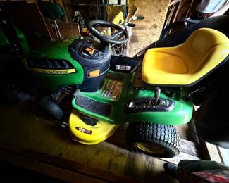 John Deere Riding Tractor