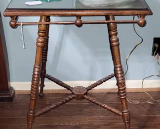 Classic American Two Tier Square Oak Parlor Table