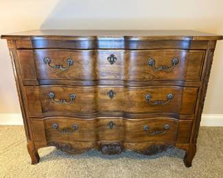 Hekman 3 Drawer Chest