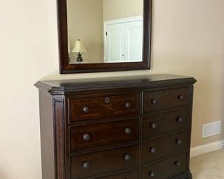 Stanley Continental 8Drawer Dresser with Mirror
