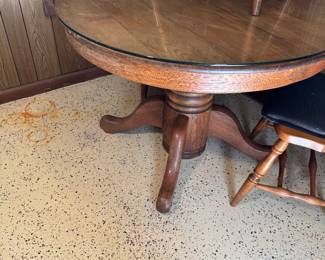 antique pedestal table