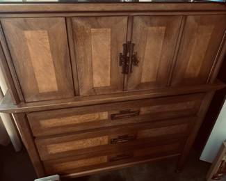 White Furniture dresser