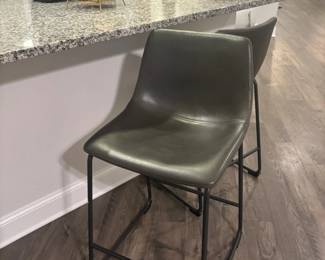 bar stools $30 each (2 available)