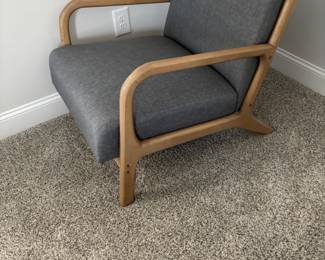accent chair $32.00