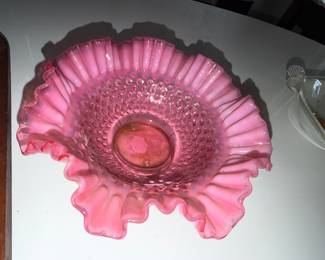 Fenton bowl, gotta get my black light and see how it works