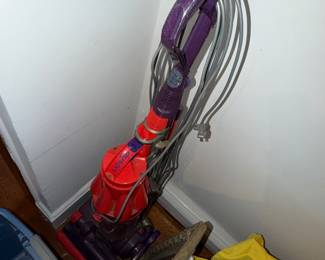 Dyson DC07 upright vacuum cleaner