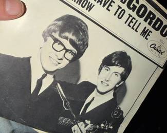 Two boxes of 45Rpm records (check out the video)