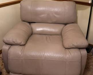 Chair Tan Leather Reclining Lamp