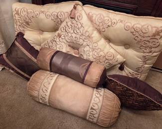 Throw Pillows