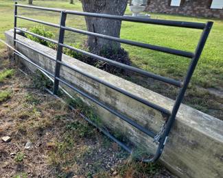 Metal Gate