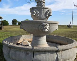 4 Teir Yard Fountain