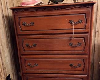 French Provincial Style 4 Drawer Wood Dresser