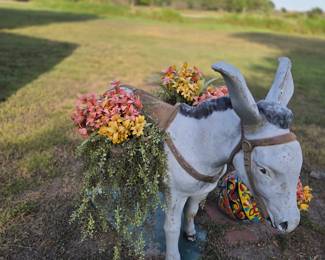 Donkey Yard Statue