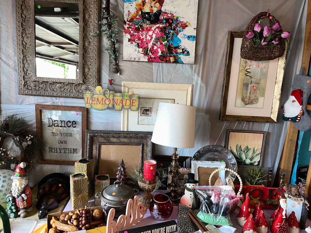 Unique Decor