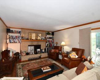 0489Family Room