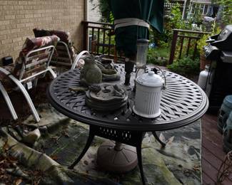 1072Back Yard