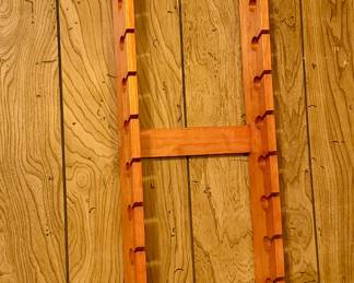 Cap wall hanger