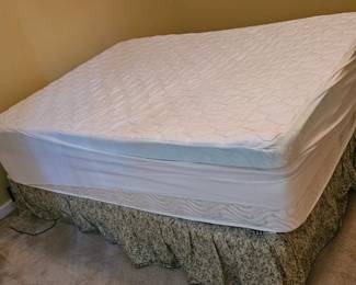 Beauty rest full bed with frame