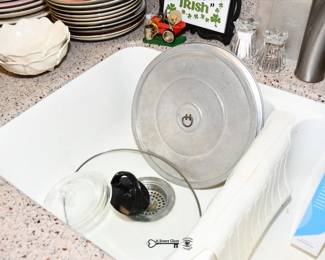 052Kitchen