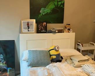 Full bed