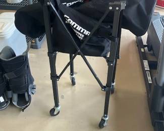 Rolling cart