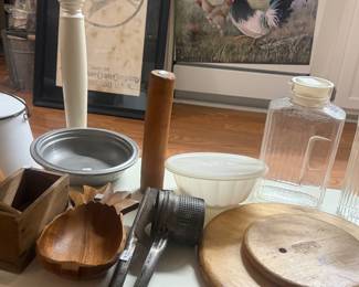 Vintage cook accessories