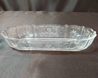 Pickle Dish 8in Baroque Shape in Shirley by Fostoria