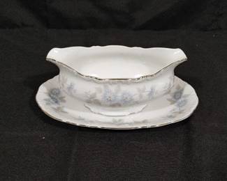 Gravy Boat and Underplate in Seneca by Mikasa
