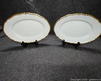 Set of 2 Oval Serving Dishes in White with Heavy Gold Trim by Hutschenreuther