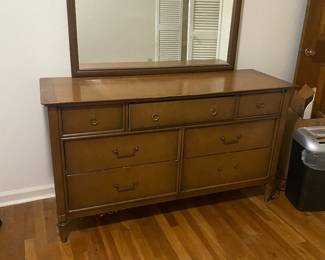 Stanley dresser 