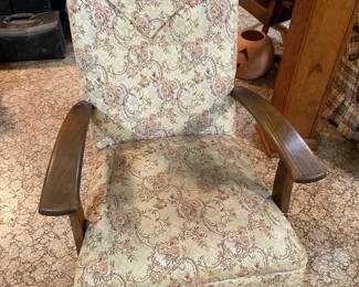 Mint condition chair 