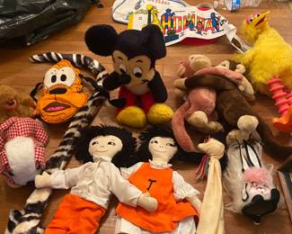 Vintage stuffed dolls 